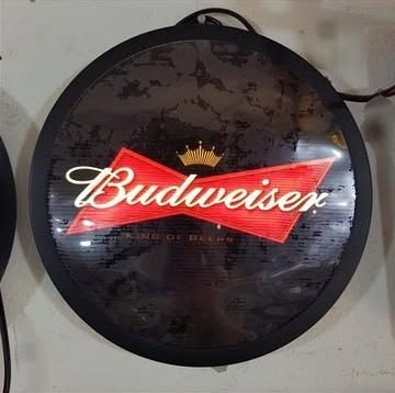 Neón Budweiser (fondo negro)