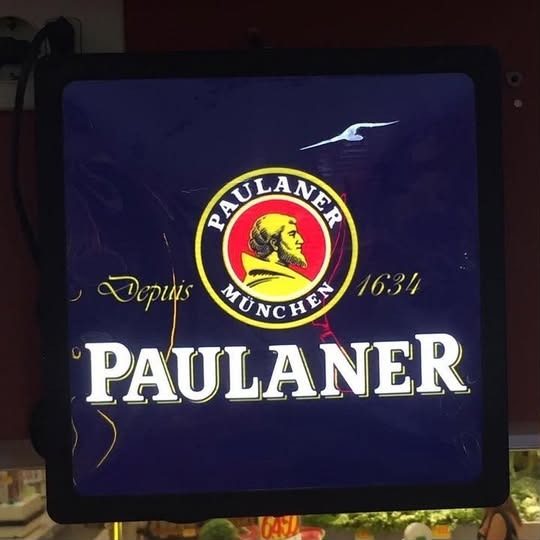 Neón Paulaner (cuadrado)