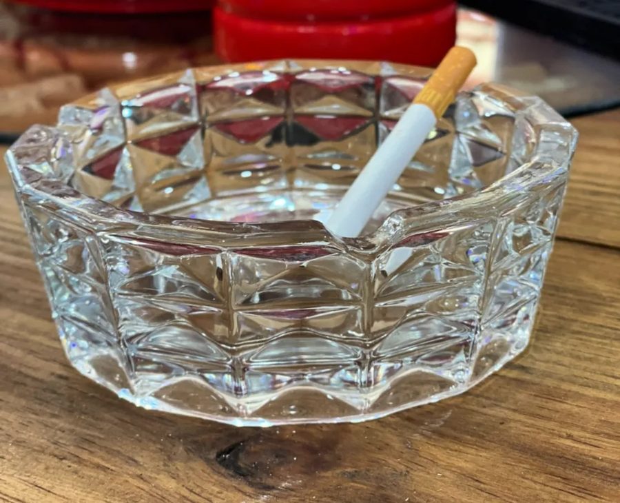 Cenicero de cristal tallado – foto 2