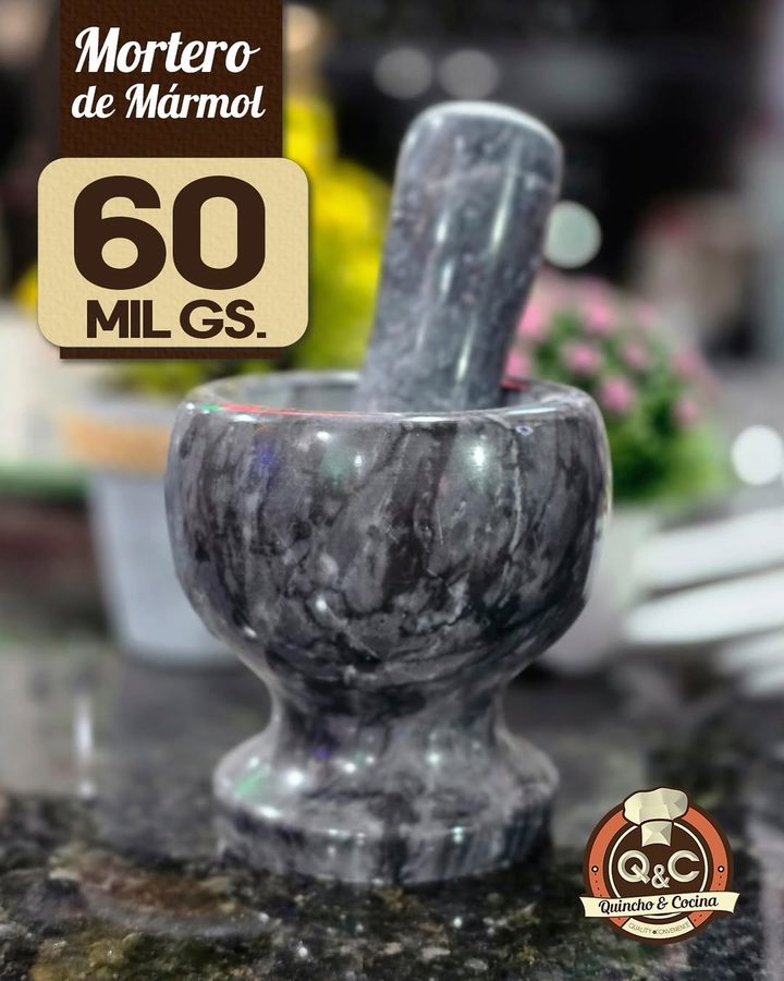 Mortero de mármol gris