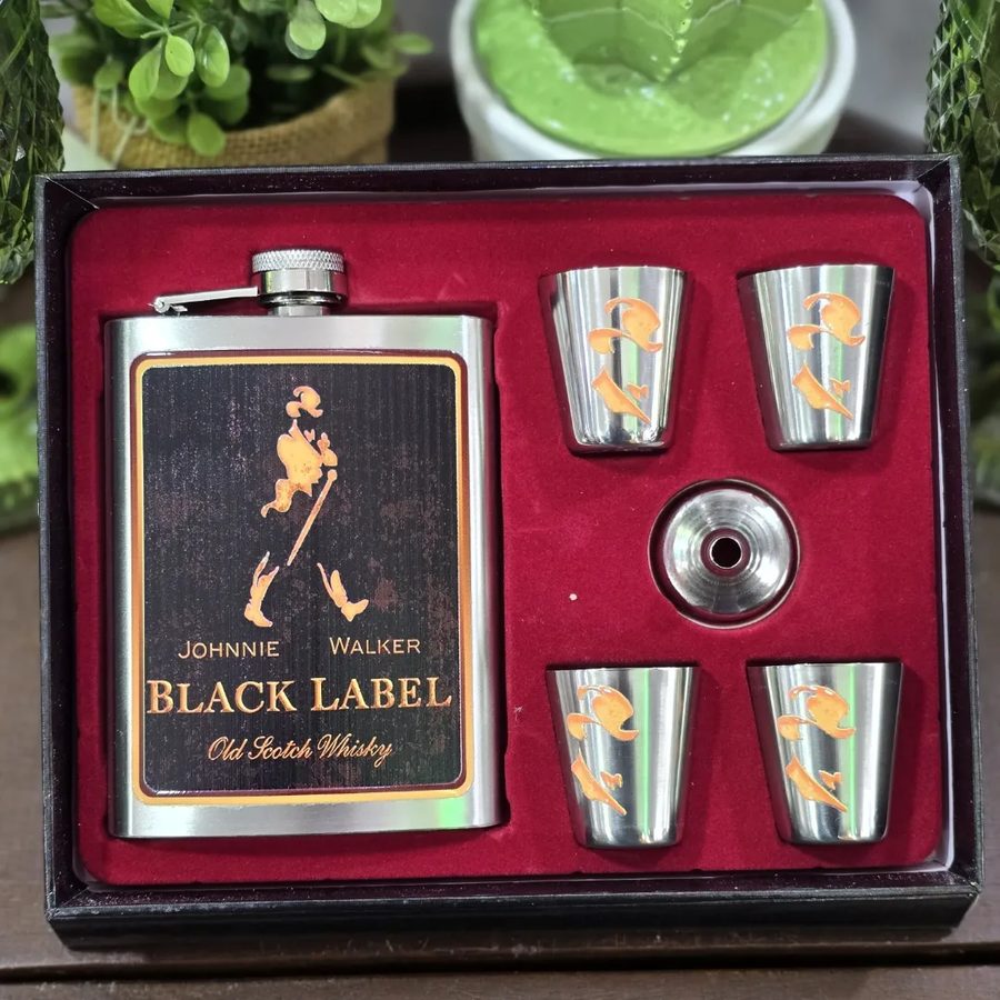 Set petaca Johnnie Walker Black Label con vasitos