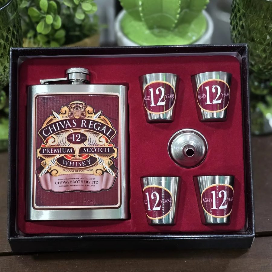 Set petaca Chivas Regal 12 con vasitos – foto 2