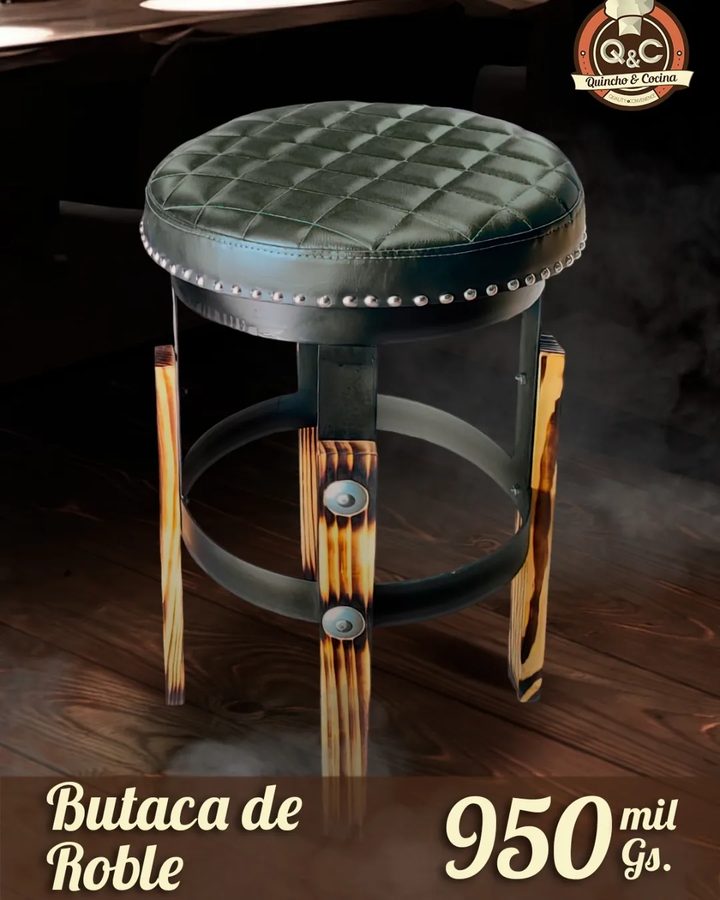 Butaca de roble con asiento de cuero