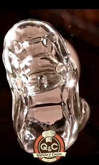 Vaso de vidrio con forma de cabeza – foto 2