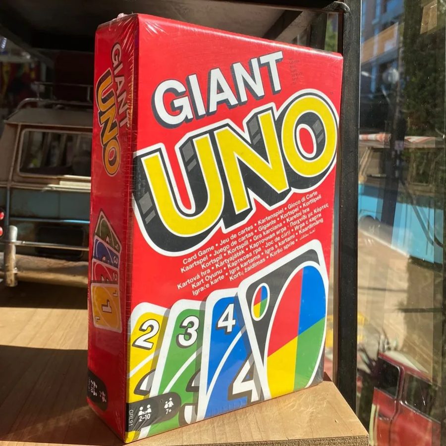 Giant UNO