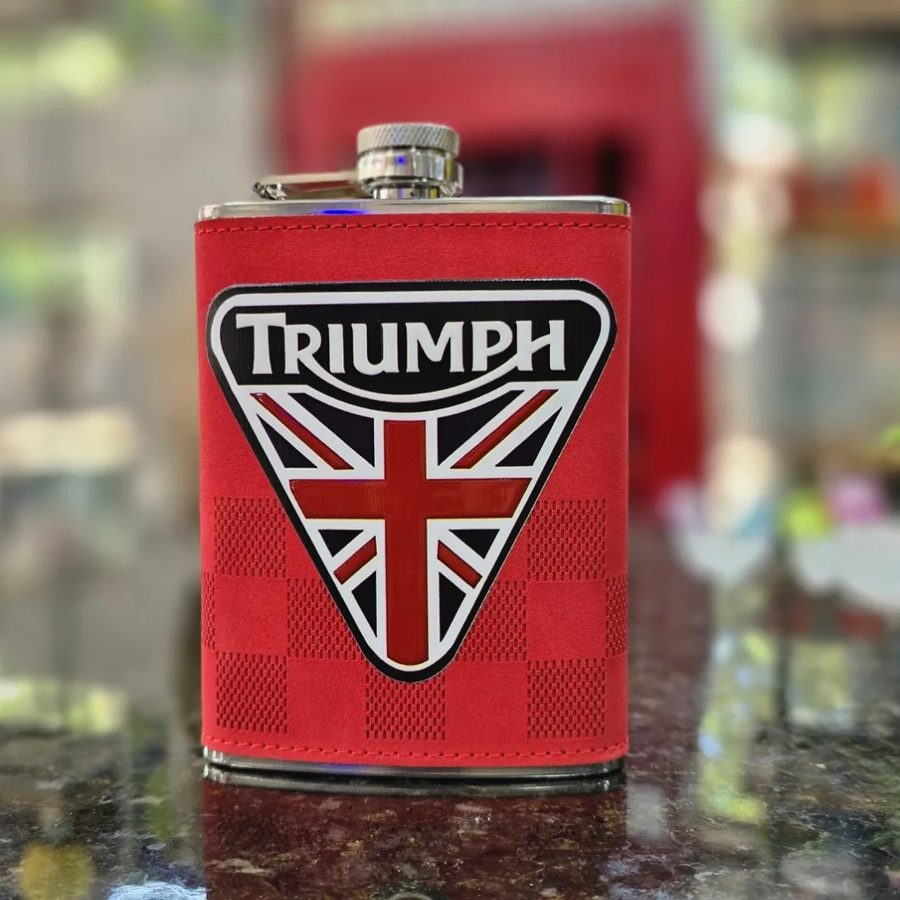 Petaca forrada Triumph triángulo