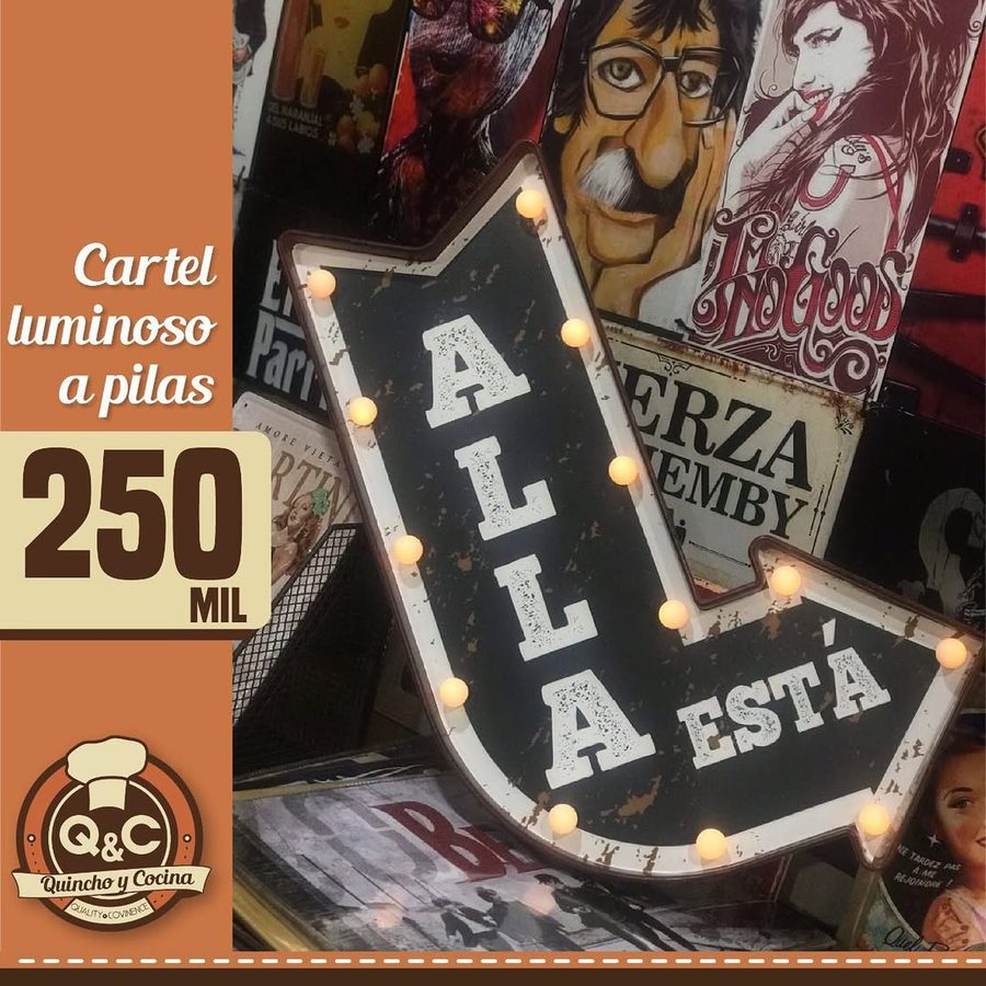 Flecha luminosa Allá está negra
