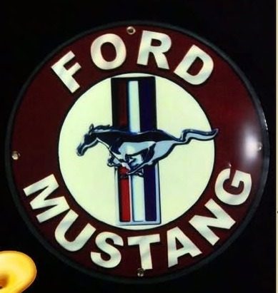 Neón Ford Mustang