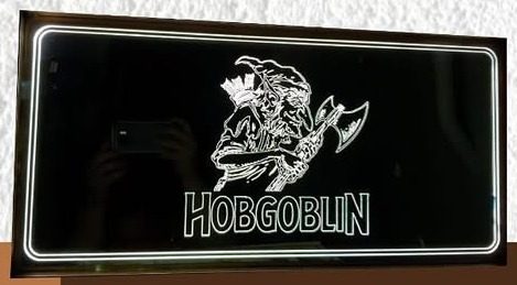 Neón Hobgoblin con duende – foto 2