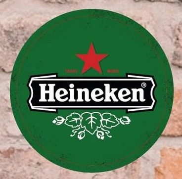 Neón Heineken (fondo verde con lúpulo)