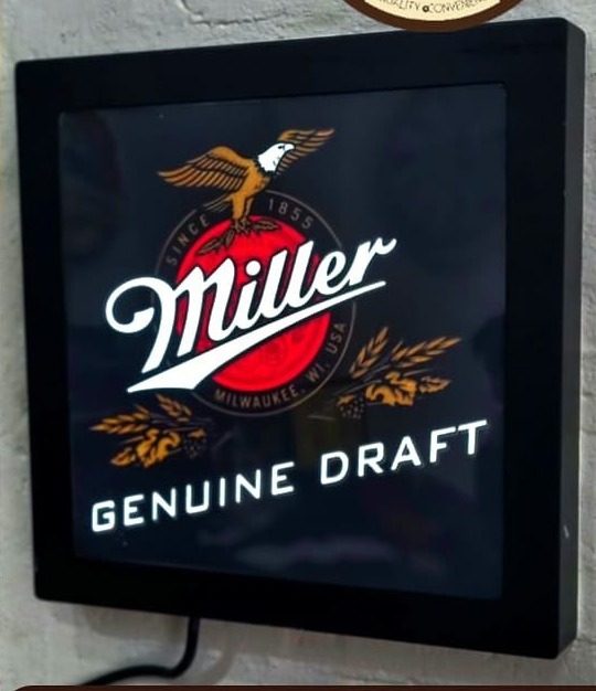 Neón Miller Genuine Draft (caja de luz cuadrada)