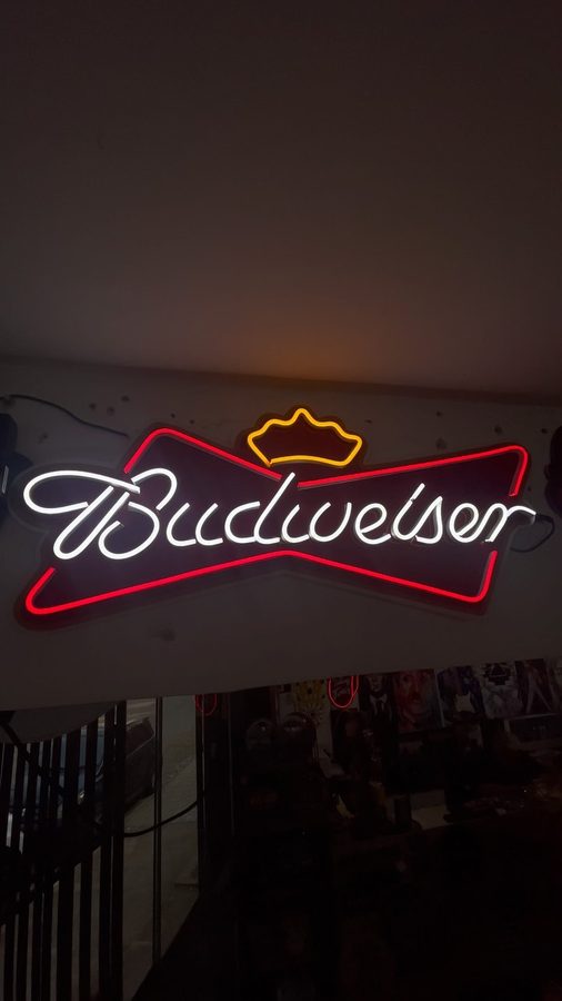 Neón Budweiser – foto 2