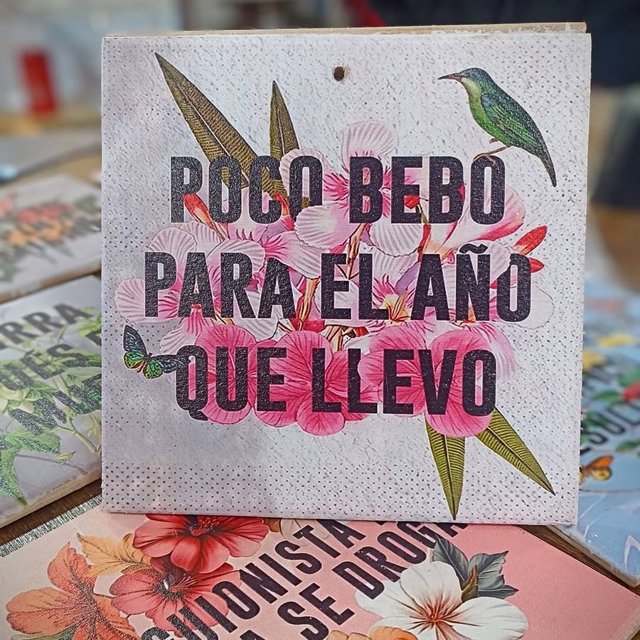 Cuadro Poco bebo para el año que llevo