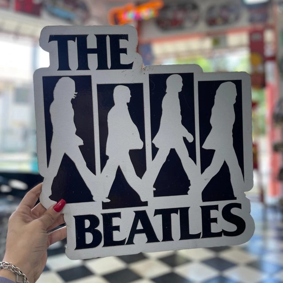 Cartel The Beatles cruce peatonal blanco y negro
