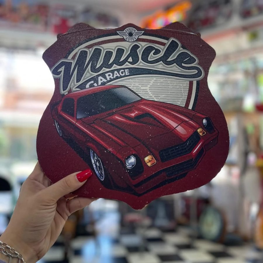 Cartel Muscle Garage auto rojo