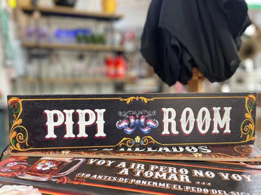 Cuadro Pipi Room