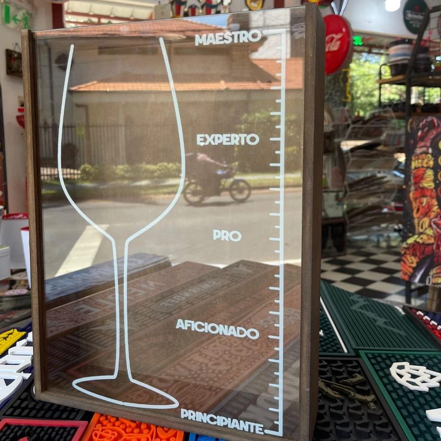 Porta corchos copa con niveles (principiante a maestro)