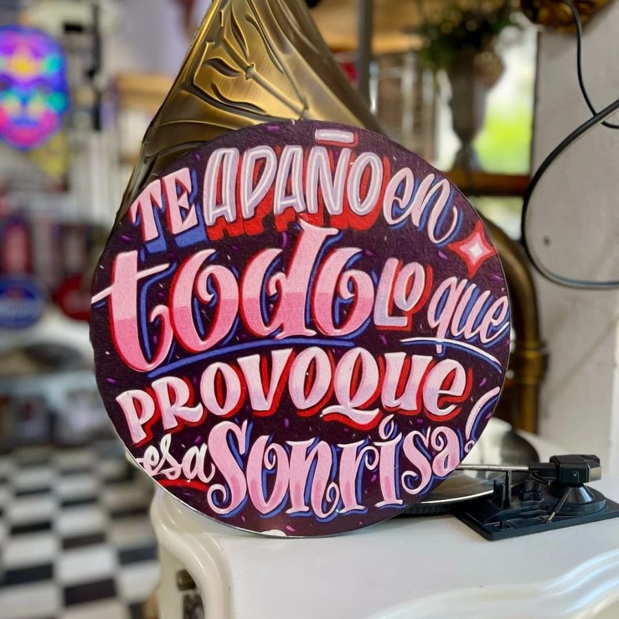 Cartel Te apaño en todo lo que provoque esa sonrisa