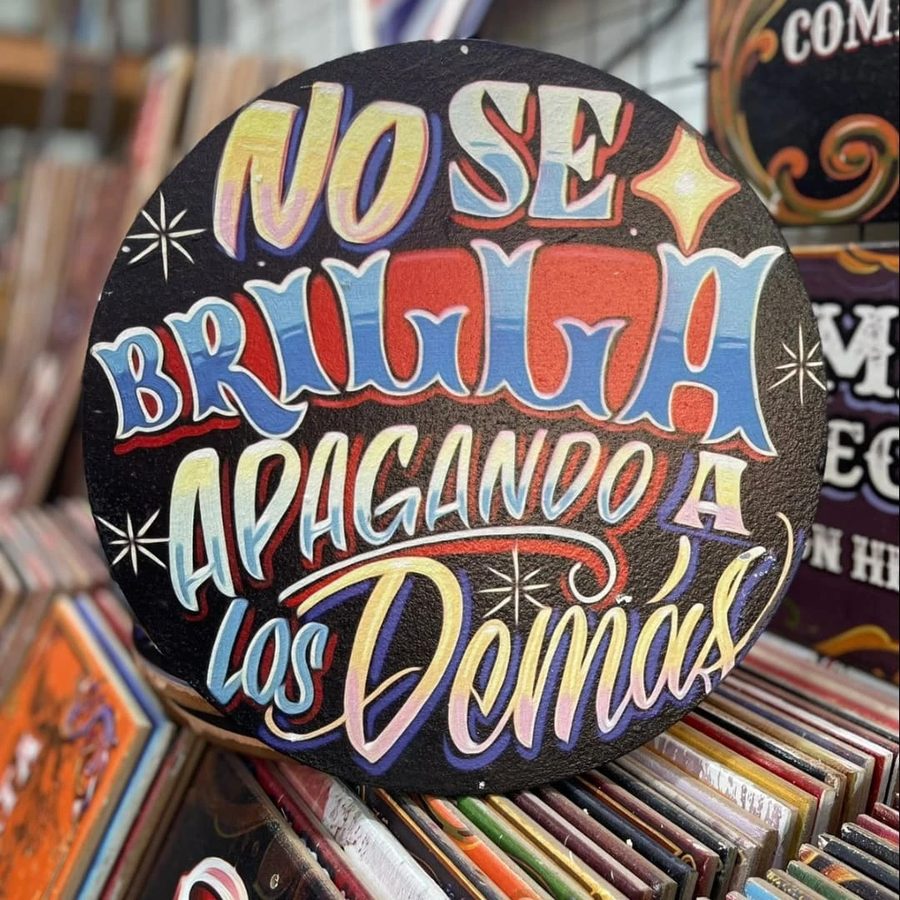 Cartel No se brilla apagando a los demás – foto 2