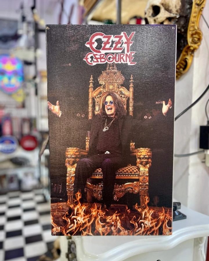 Cuadro Ozzy Osbourne en trono