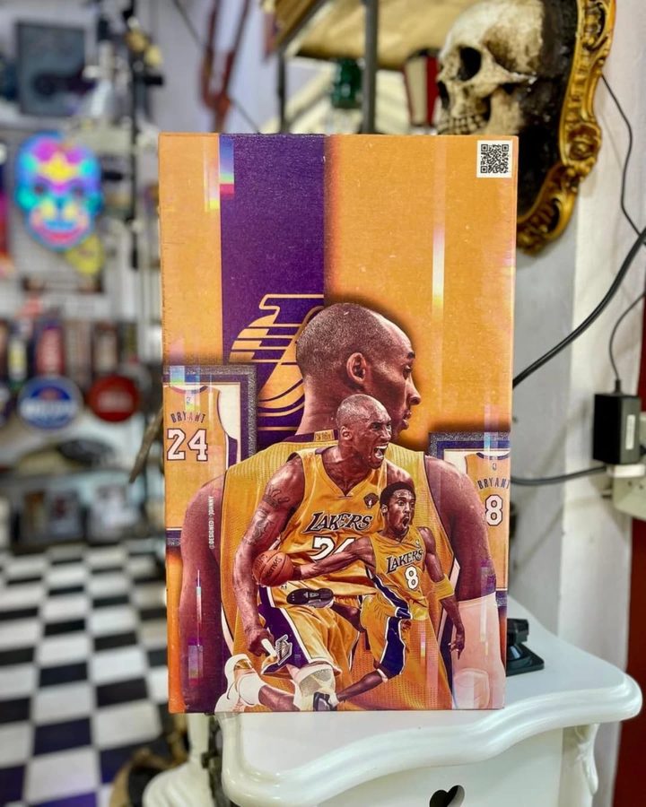 Cuadro Bryant – Lakers 24 y 8
