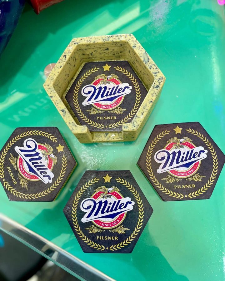 Set de 4 posavasos hexagonales Miller