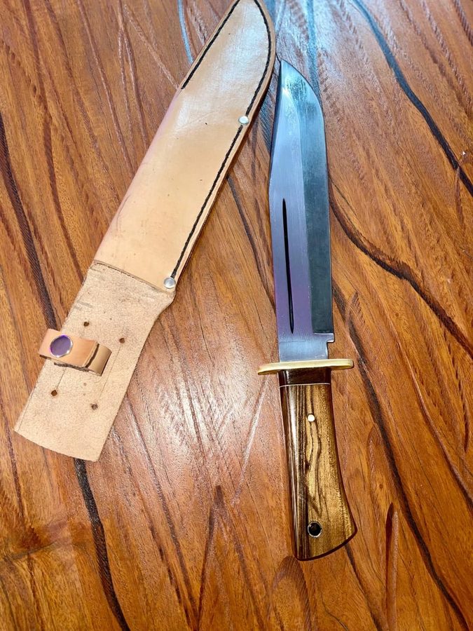 Set cuchillo mango de madera con funda de cuero