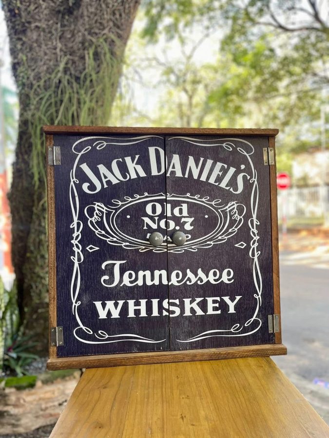 Gabinete de dardos Jack Daniel's