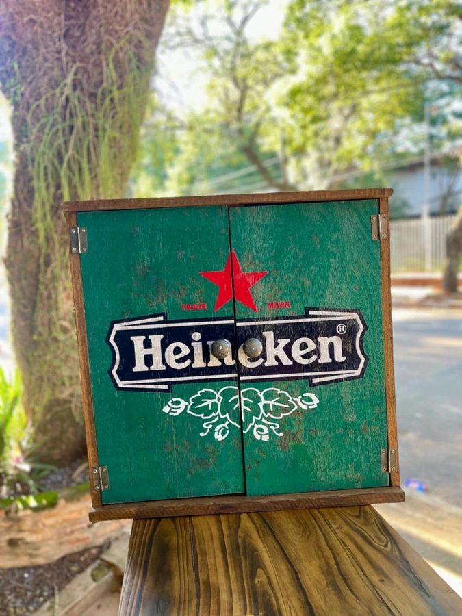 Gabinete de dardos Heineken verde