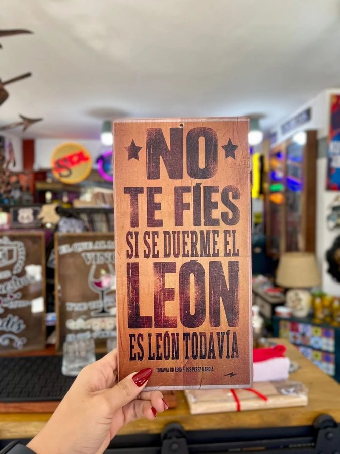 Cuadro Los Pérez García – No te fíes si se duerme el león