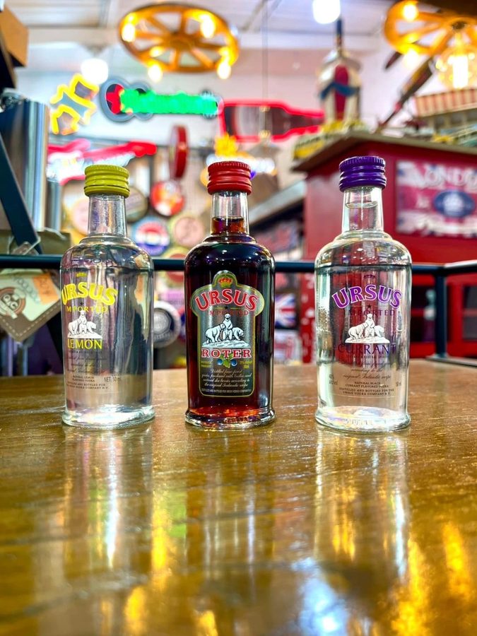 Miniaturas de licores (3 botellitas)