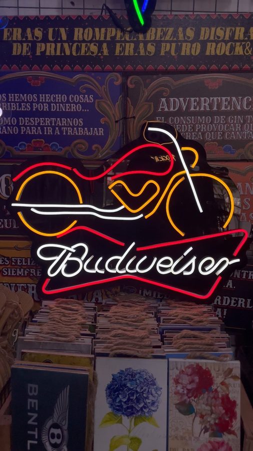 Neón Budweiser moto – foto 2