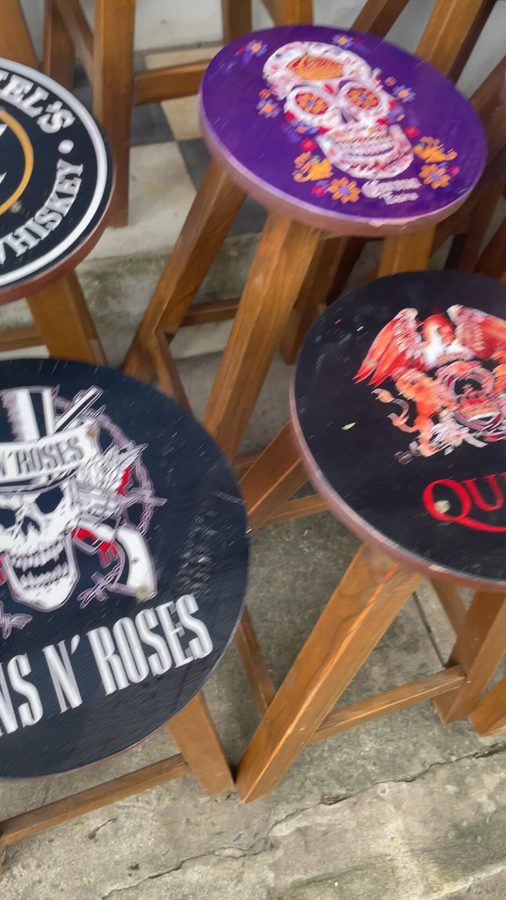 Butacas con asiento estampado – foto 2
