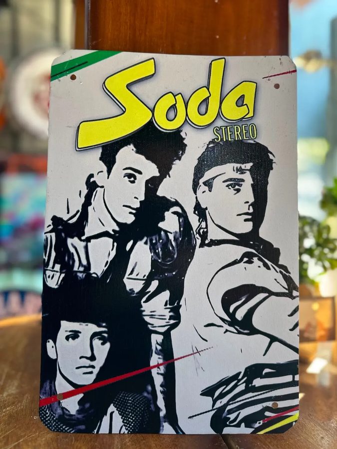 Chapa decorativa Soda Stereo – ilustración de la banda