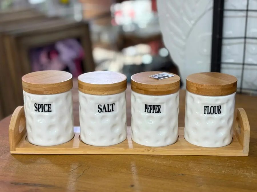 Set de 4 potes de cerámica – con bandeja de madera
