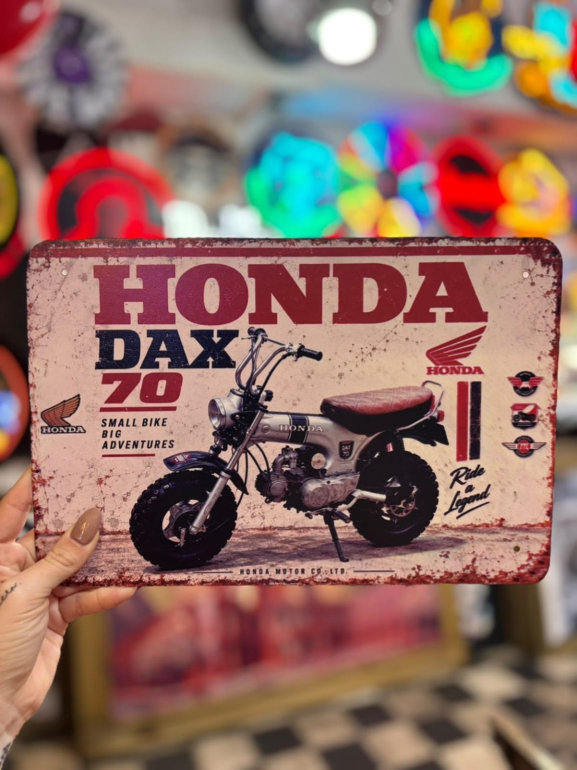 Chapa Honda Dax 70 – Small Bike Big Adventures