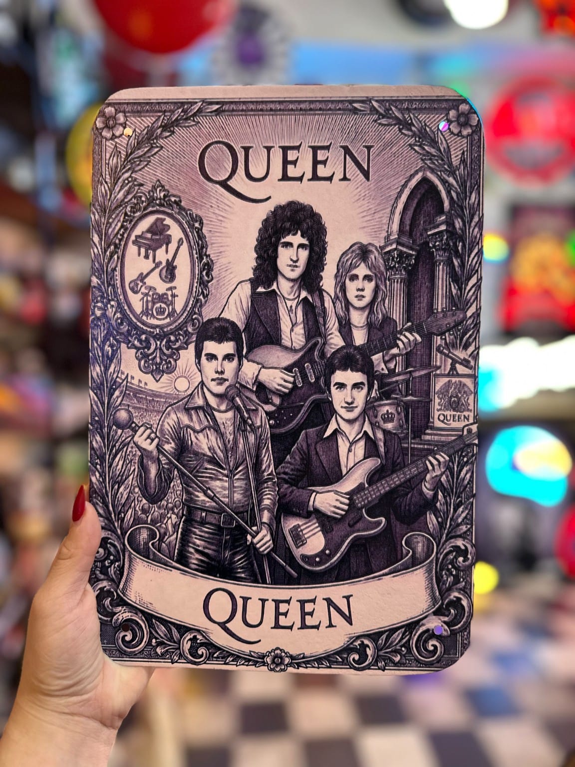 Chapa Queen – grabado
